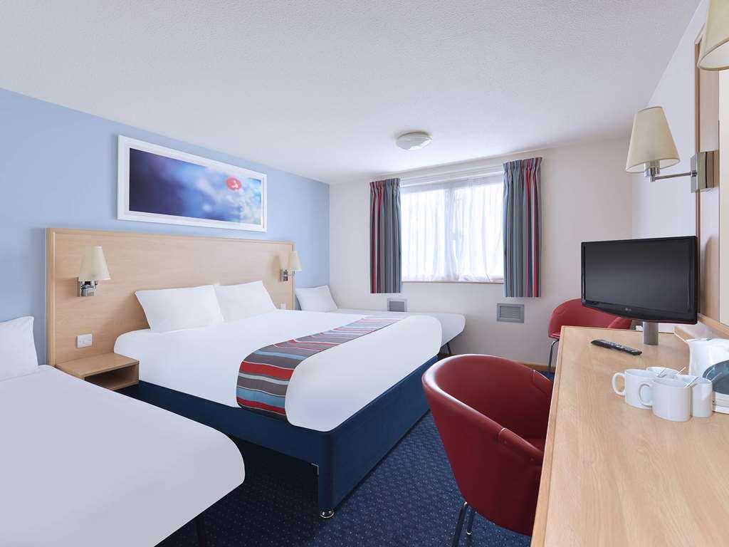 Travelodge Northampton Upton Way Pokoj fotografie