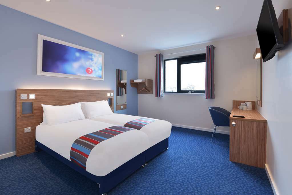 Travelodge Northampton Upton Way Pokoj fotografie